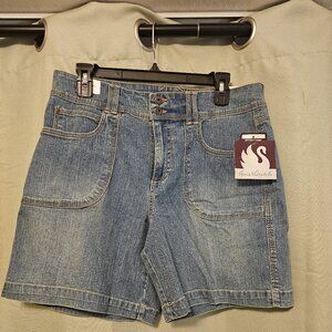 Gloria Vanderbilt Shorts